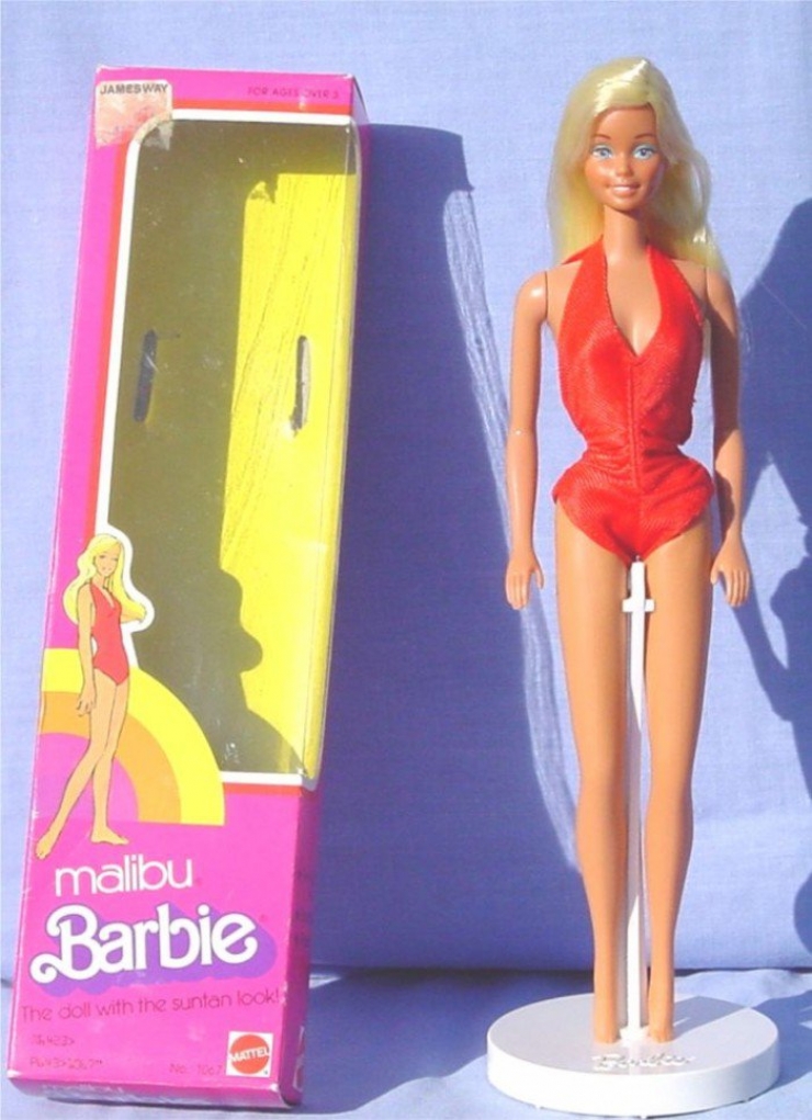 Illustration de l'article : Here are 31 toys that left an impression on you if you were a kid in the 90s... Everyone played with #9 on the playground!