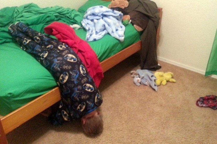 Illustration de l'article : Children can fall asleep anywhere, and these 31 photos prove it!