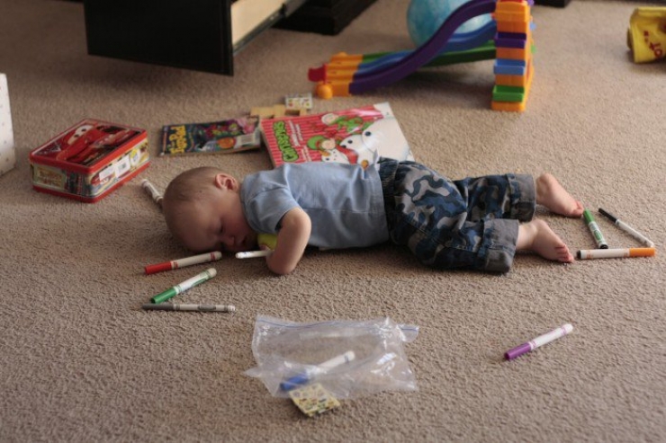 Illustration de l'article : Children can fall asleep anywhere, and these 31 photos prove it!