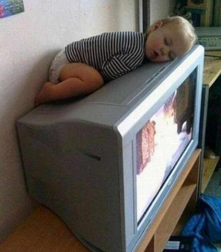 Illustration de l'article : Children can fall asleep anywhere, and these 31 photos prove it!