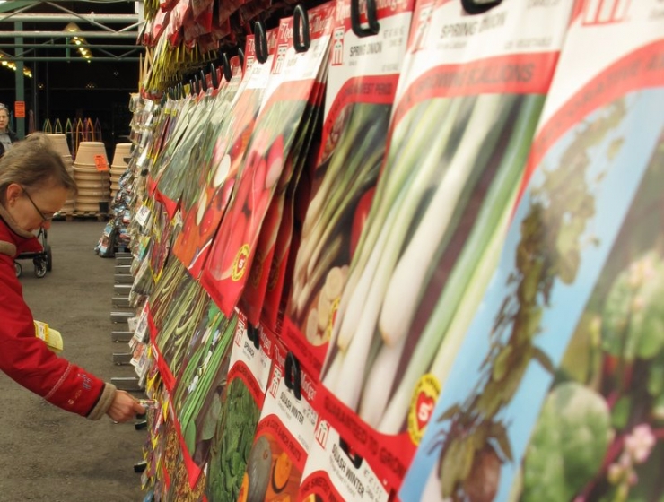 Illustration de l'article : Don't throw away those anti-moisture pouches that you find in your shoes anymore, because they can be very useful!