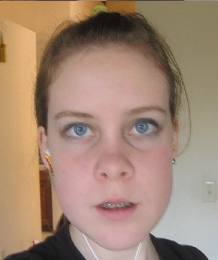 Illustration de l'article : The students at her school called her a monster... Look at what she's become!