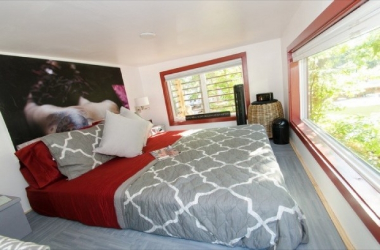 Illustration de l'article : This house is a little palace, even if it seems tiny from the outside... Wait until you see the inside!