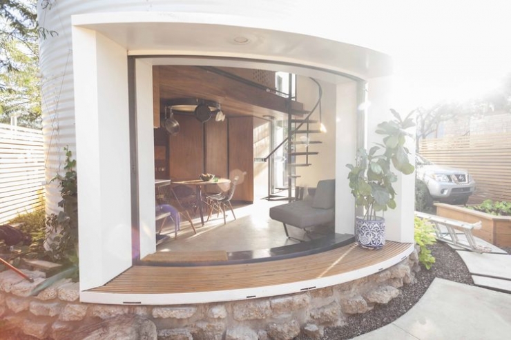 Illustration de l'article : An architect, he transformed a grain silo into a house that's really worth a visit...