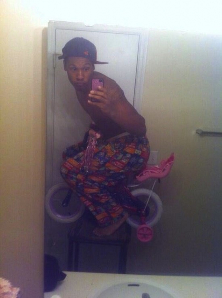 Illustration de l'article : To see these 16 selfies, shame doesn't scare everyone!