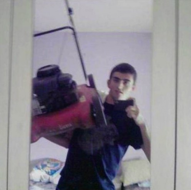 Illustration de l'article : To see these 16 selfies, shame doesn't scare everyone!