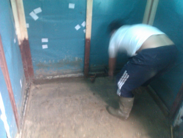 Illustration de l'article : He started by making a hole in the ground, and you'll want to do the same when you see what he's preparing!