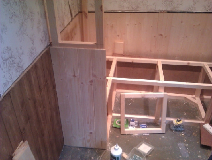 Illustration de l'article : He started by making a hole in the ground, and you'll want to do the same when you see what he's preparing!