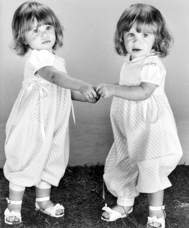 Illustration de l'article : 12 things you didn’t know about Mary-Kate and Ashley Olsen