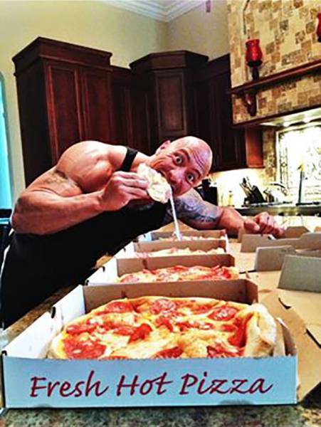 Illustration de l'article : The 17 coolest photos of Dwayne Johnson posted on Instagram