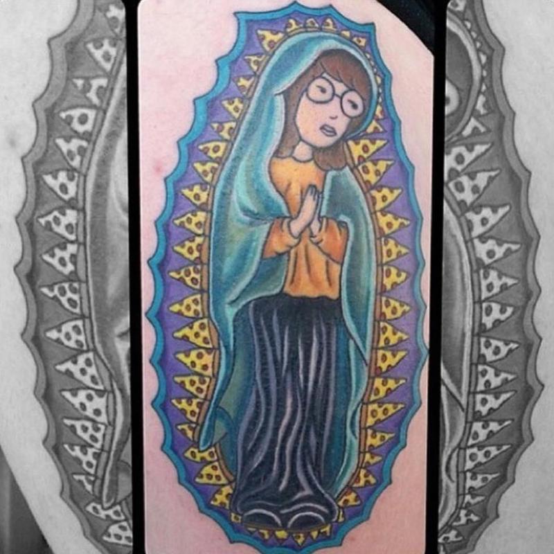 Illustration de l'article : 18 tattoos from the 90s that are totally outdated today!