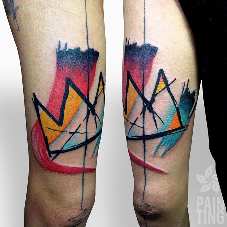 Illustration de l'article : An original tattoo? Here are 24 abstract tattoos selected just for you!