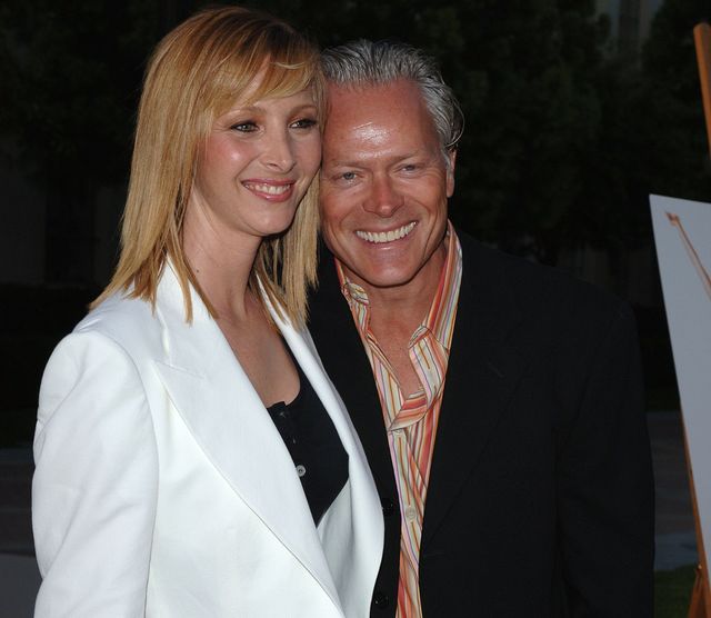 Illustration de l'article : 18 celebrities who are married to common everyday people