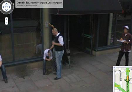 Illustration de l'article : 13 of the most unbelievable photos taken by Google Cars!