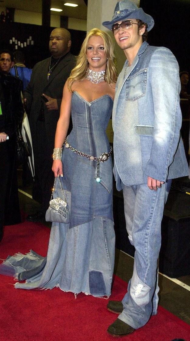 Illustration de l'article : 11 fashion trends that have disappeared (and it’s a good thing)! Which ones are the worst?