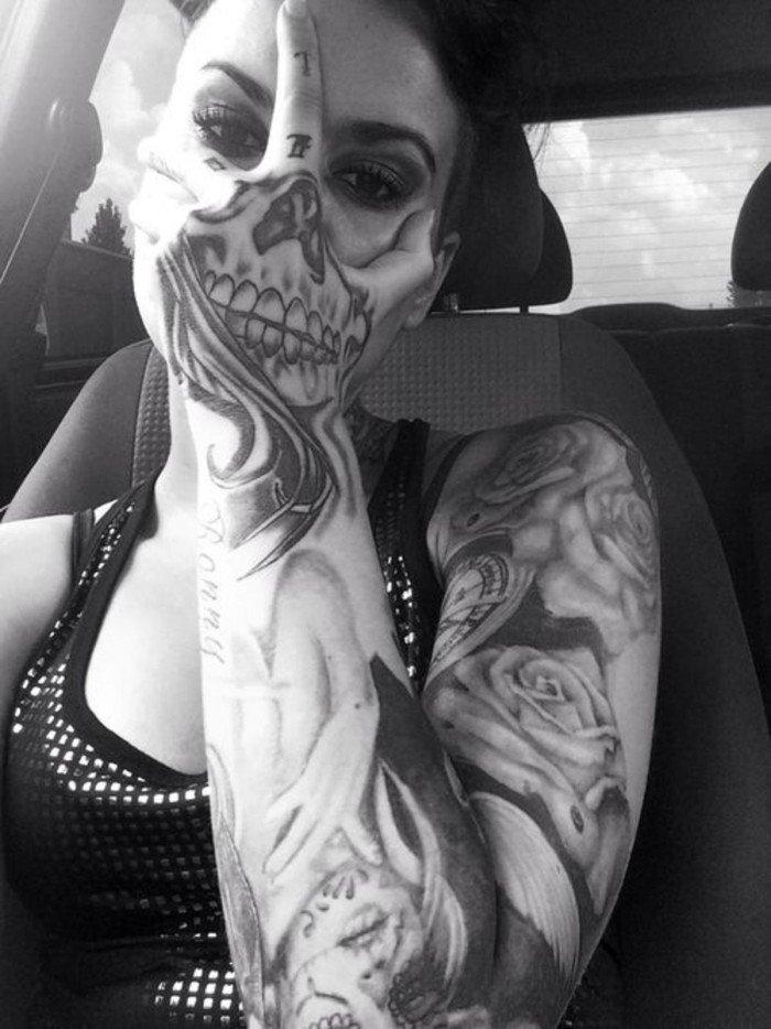 Illustration de l'article : 19 optical illusion tattoos that will blow your mind!