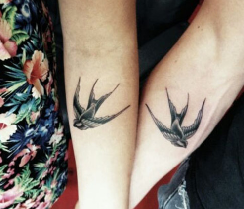 Illustration de l'article : Ranking of the 20 best tattoo ideas to get as a couple!
