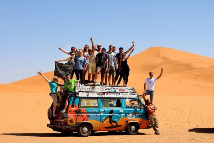 Illustration de l'article : A van and a day... Nothing else was needed for this couple to start a world tour!