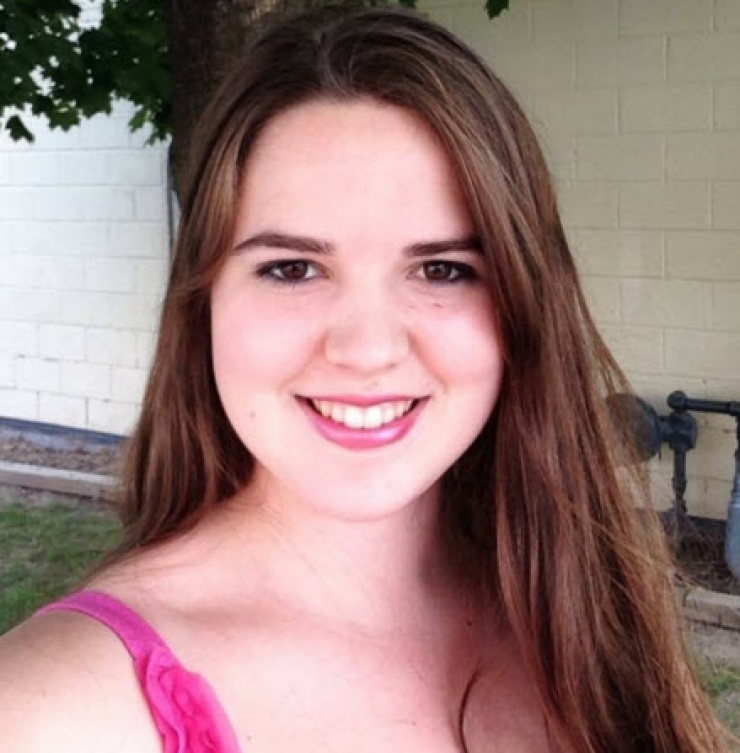 Illustration de l'article : After she died from cancer, what her school friends did at her funeral is admirable!