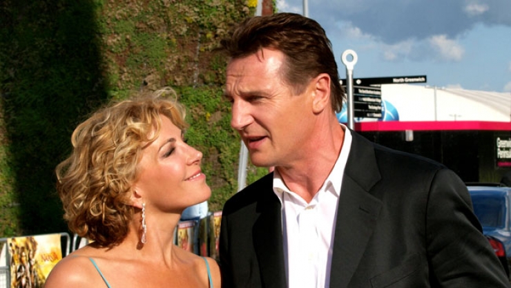 Illustration de l'article : 6 years after his wife dies, he published this strong message on Facebook... A touching tribute!