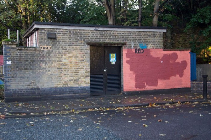 Illustration de l'article : For a year, a graffiti artist and a wall washer have been at war... Hilarious pictures!
