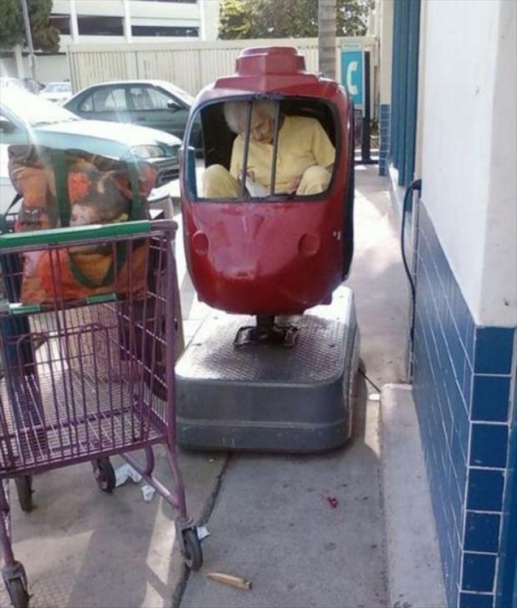 Illustration de l'article : There's no age limit for having fun, and there's proof with these 17 pictures of the elderly...