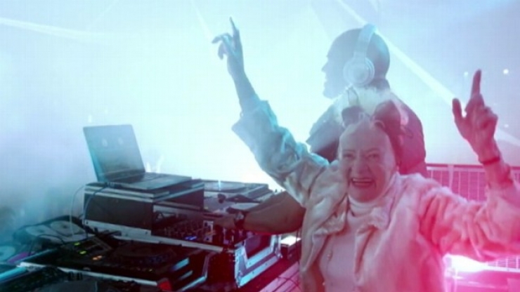 Illustration de l'article : There's no age limit for having fun, and there's proof with these 17 pictures of the elderly...