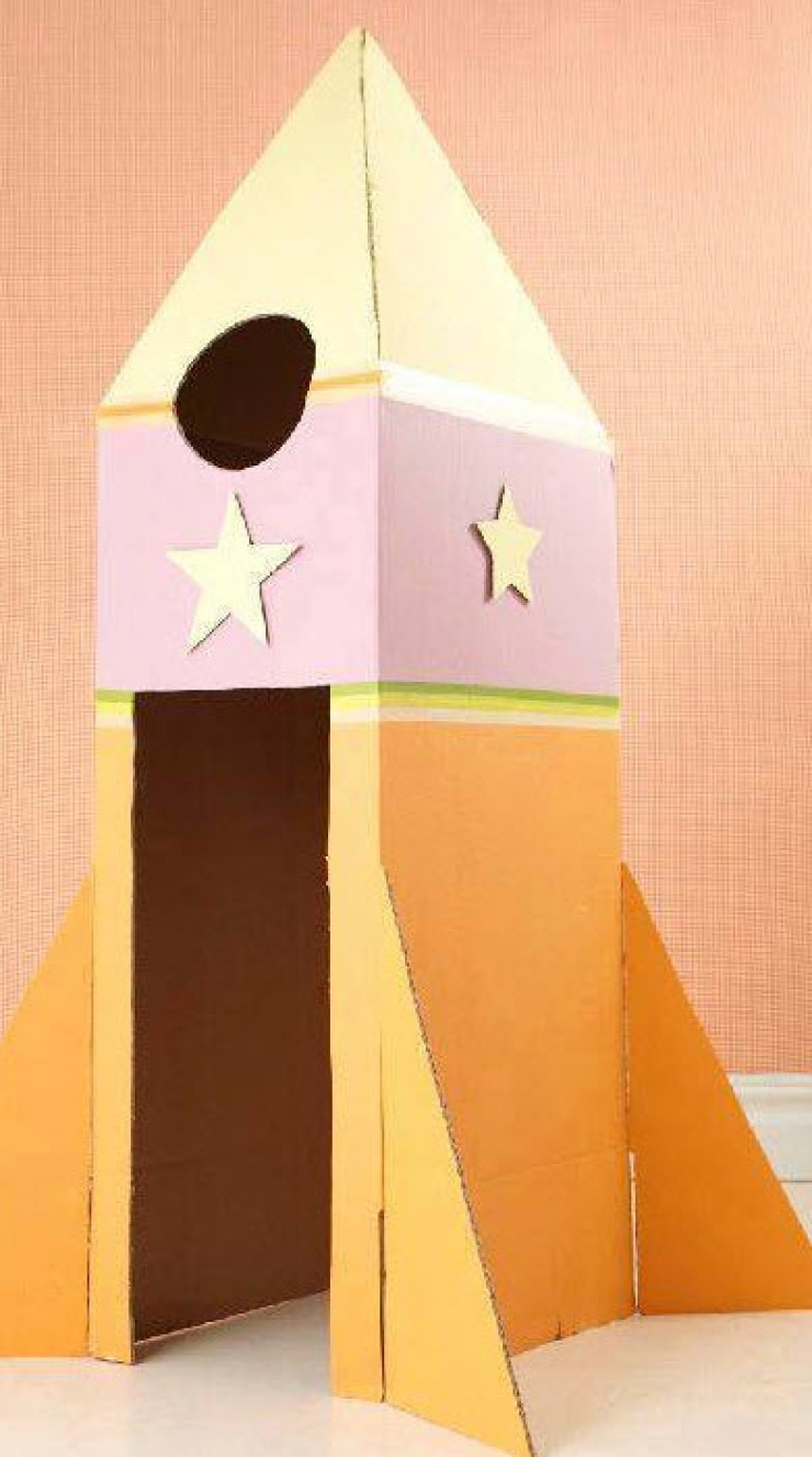 Illustration de l'article : Here are 15 ideas for kids' toys to make with some cardboard boxes... Some genius ideas!