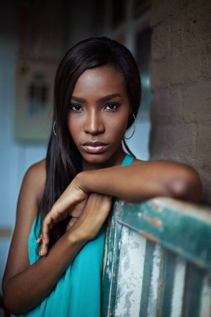 Illustration de l'article : She photographed women in 35 countries to show that beauty is not the same everywhere in the world...