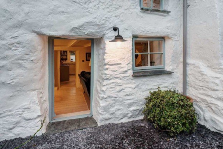 Illustration de l'article : 300 years! That's how old this house is, but when you see the inside, it's hard to believe...