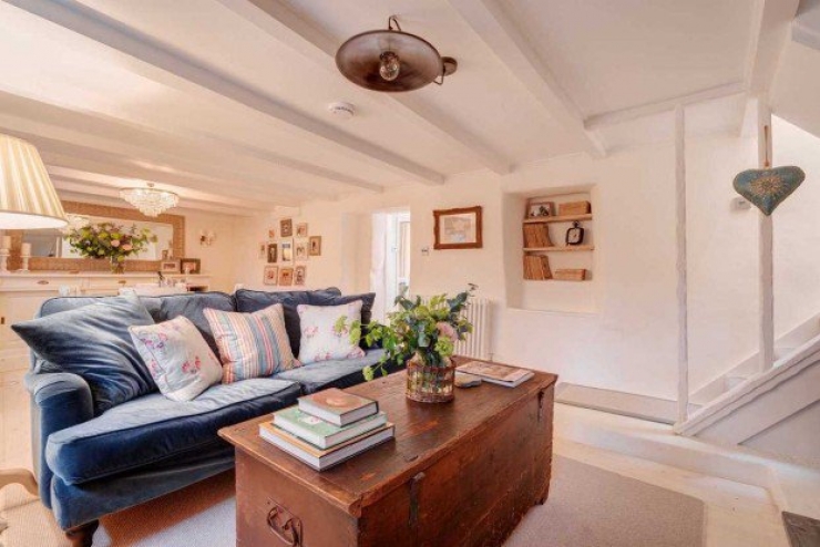 Illustration de l'article : 300 years! That's how old this house is, but when you see the inside, it's hard to believe...