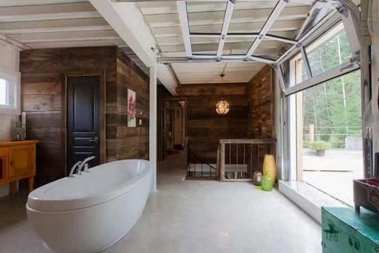 Illustration de l'article : She recycles 4 shipping containers and transforms them in a beautiful way... You won't believe the results!