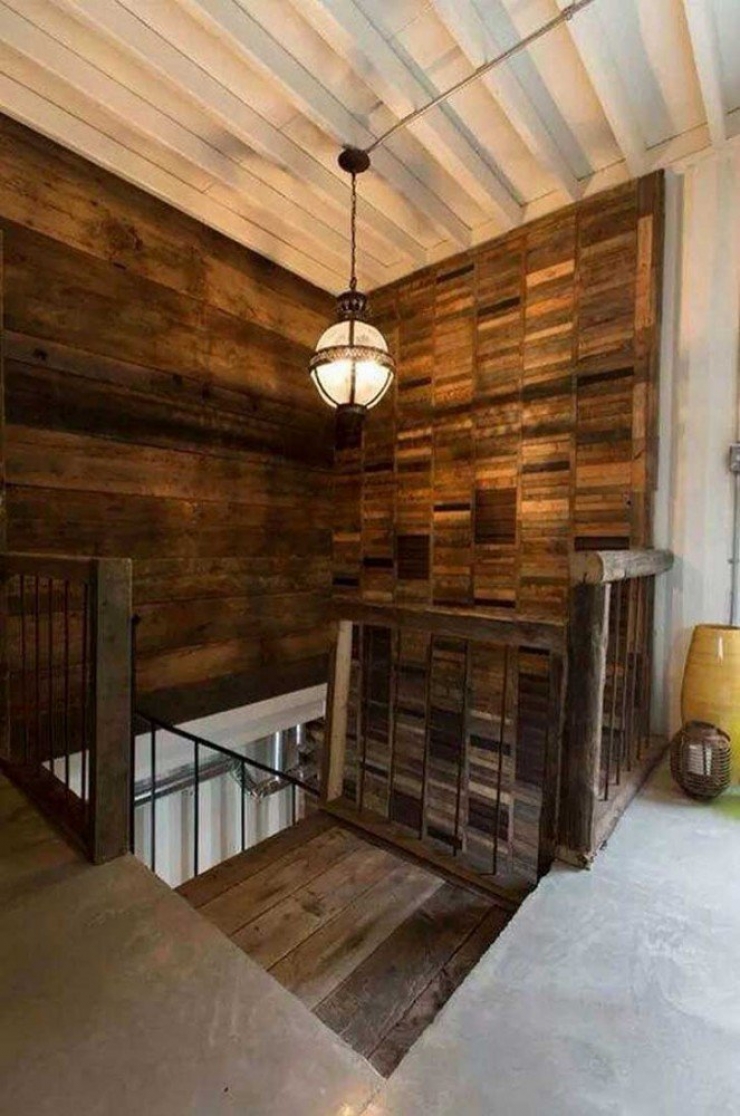 Illustration de l'article : She recycles 4 shipping containers and transforms them in a beautiful way... You won't believe the results!