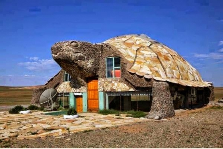 Illustration de l'article : The top 30 most unusual houses around the world... There’s something for everyone!