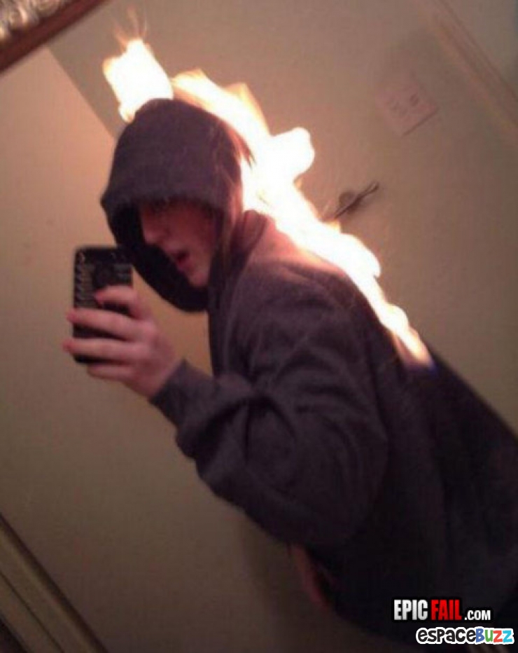 Illustration de l'article : Top 30 people who never should have taken selfies!