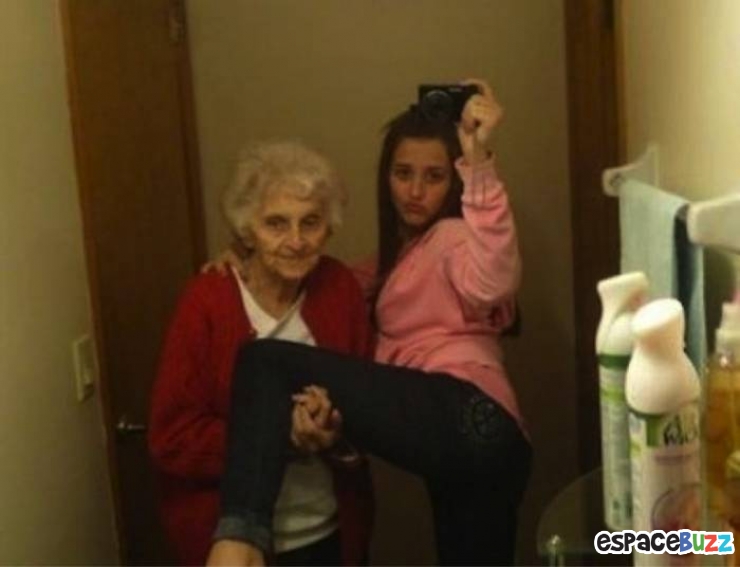 Illustration de l'article : Top 30 people who never should have taken selfies!