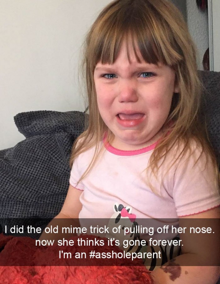 Illustration de l'article : You don’t need a valid reason to hate mom and dad! These kids prove it in 20 photos...