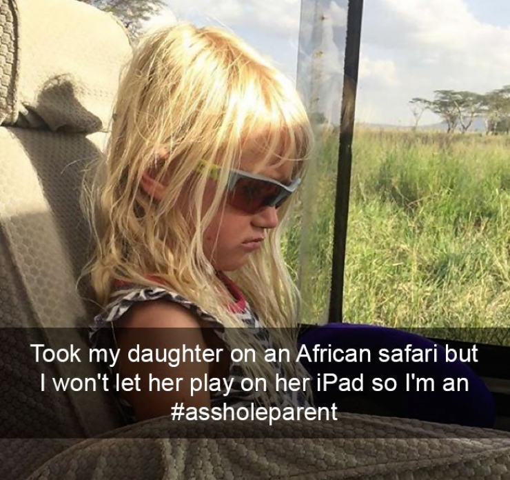 Illustration de l'article : You don’t need a valid reason to hate mom and dad! These kids prove it in 20 photos...