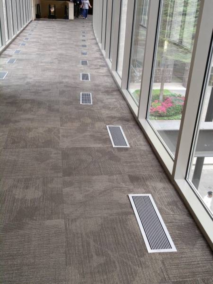 Illustration de l'article : These 17 professionals had one job to do... But they failed miserably!