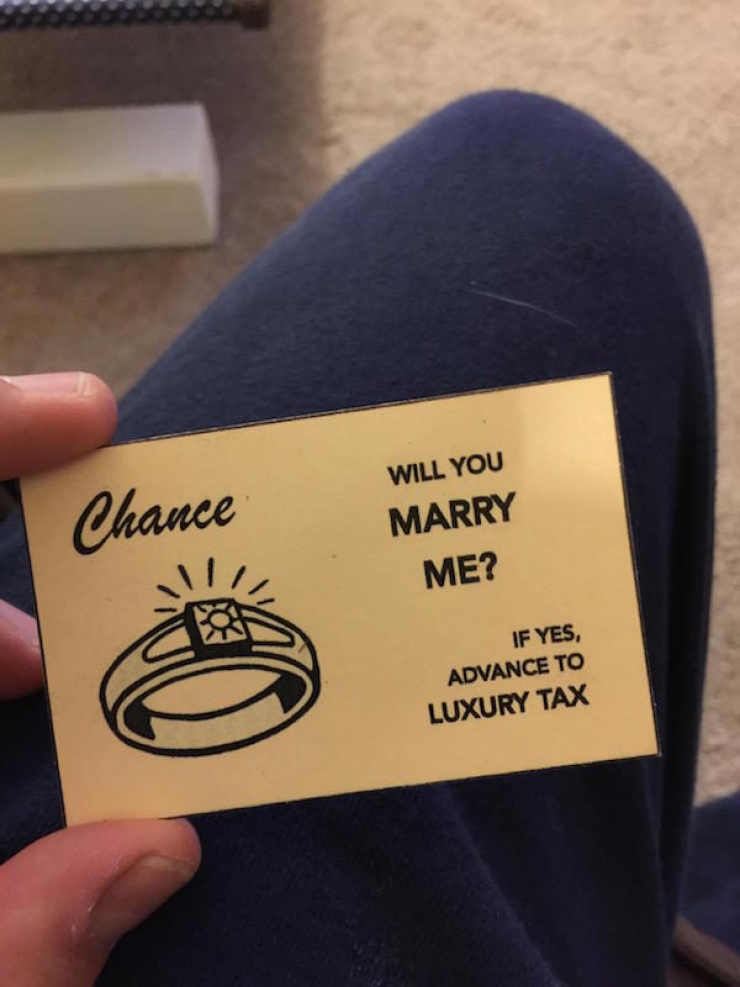 Illustration de l'article : He created his own version of Monopoly to propose to his girlfriend... This is adorable!