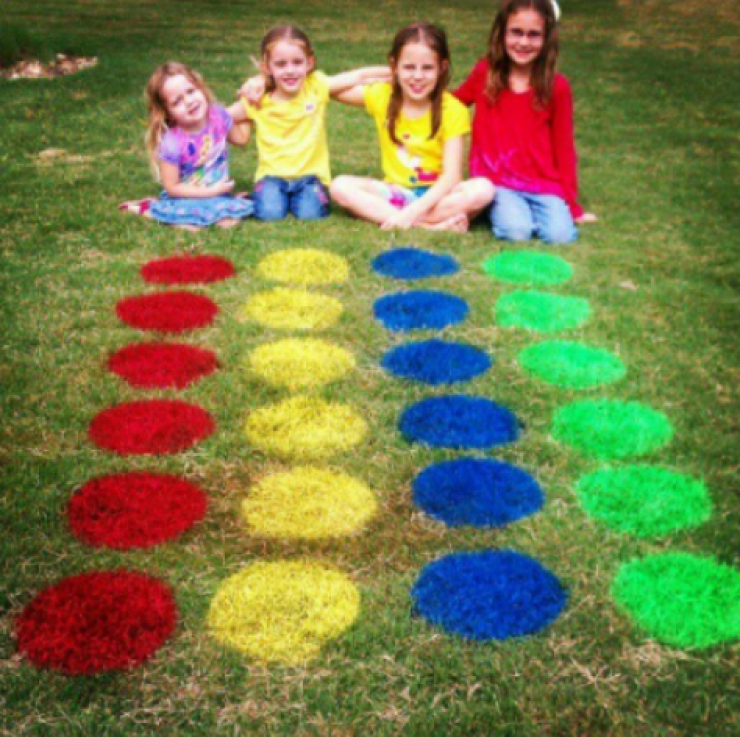 Illustration de l'article : Are you running out of ideas to keep your kids busy this summer? Here are 21 things that are very easy to make yourself…