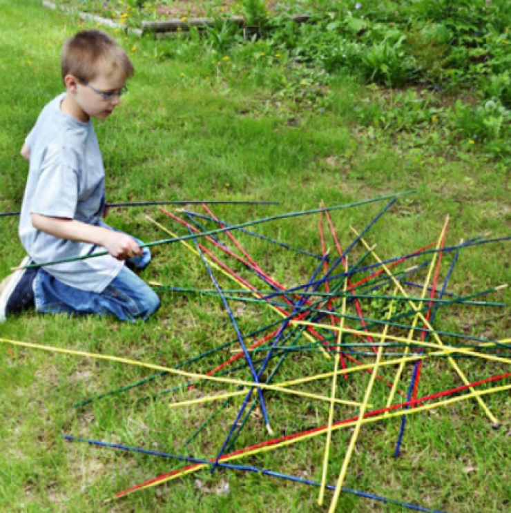 Illustration de l'article : Are you running out of ideas to keep your kids busy this summer? Here are 21 things that are very easy to make yourself…