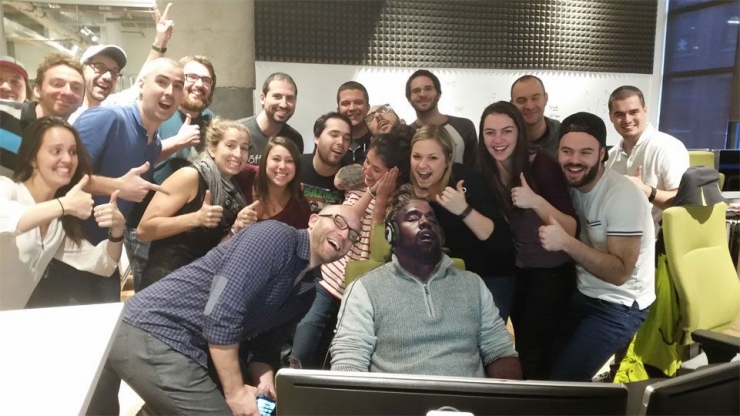 Illustration de l'article : Kanye West falls asleep and internet users have some fun Photoshopping him...