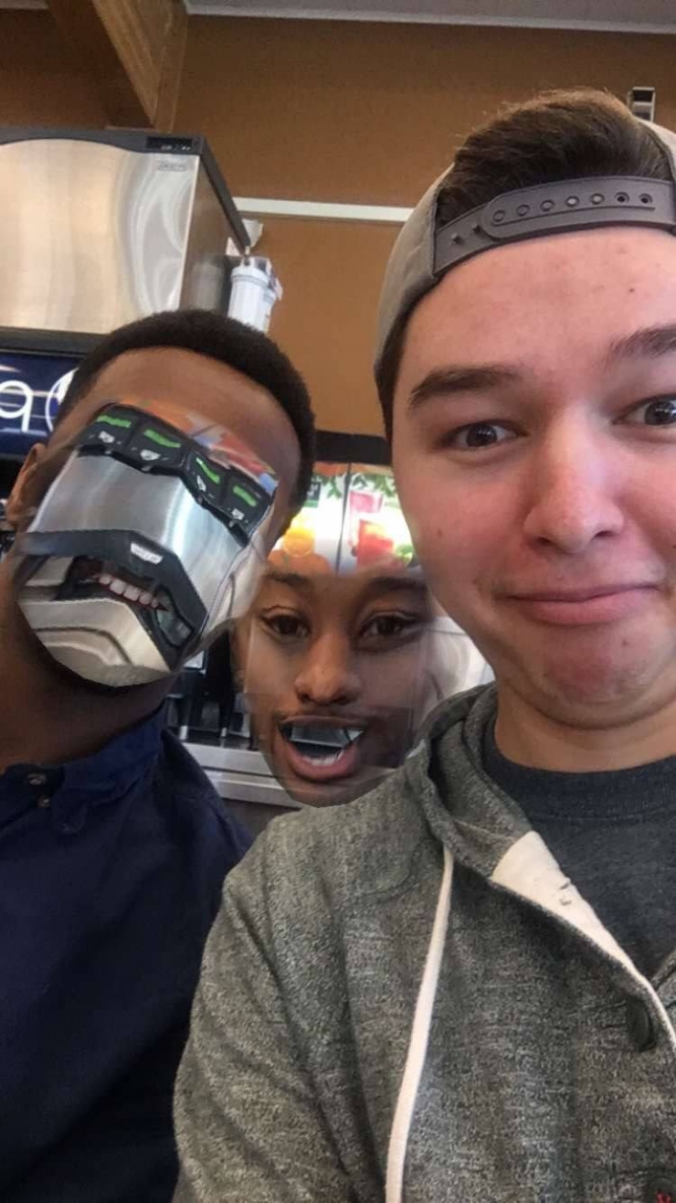 Illustration de l'article : 21 people who should've never downloaded the application Face Swap...