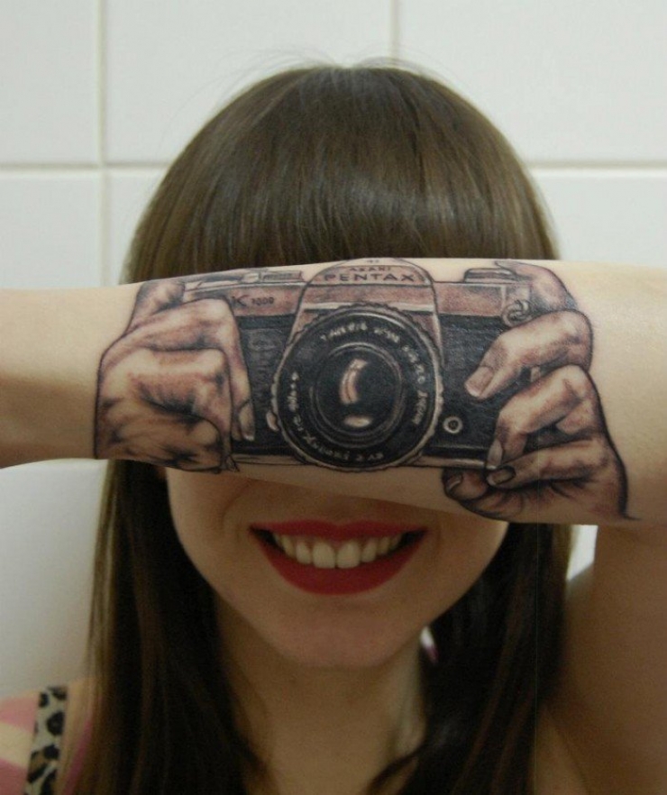 Illustration de l'article : These 25 tattoos of optical illusions may leave you with your mouth wide open!