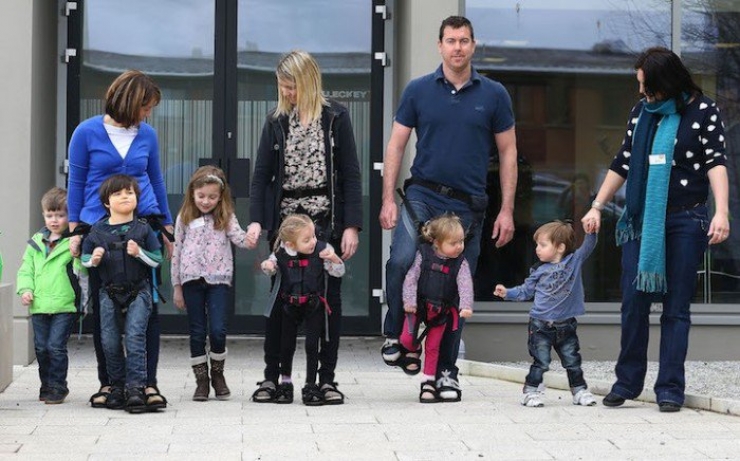 Illustration de l'article : This mom has revolutionized her disabled son’s life with this invention...