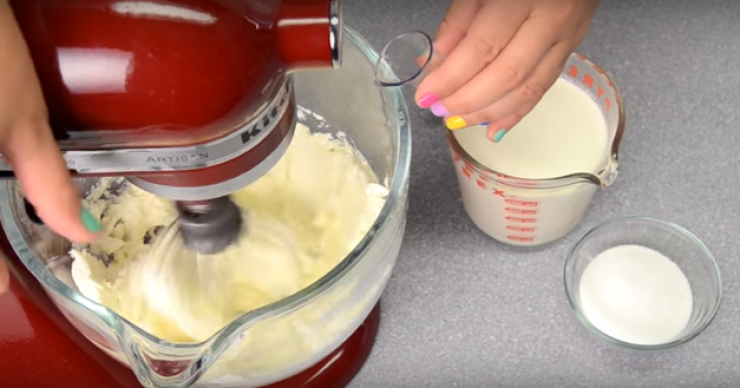 Illustration de l'article : Indulge yourself with this Nutella Oreo Cheesecake recipe...