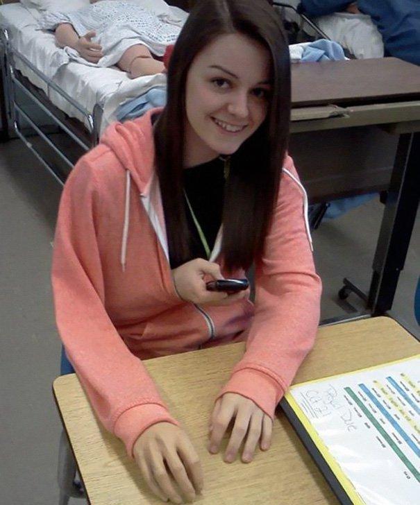 Illustration de l'article : 25 great ideas for cheating in class! Which ones are the coolest?