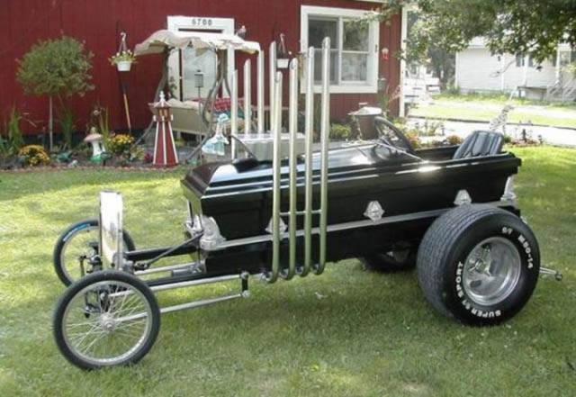 Illustration de l'article : The 30 craziest cars in the world!