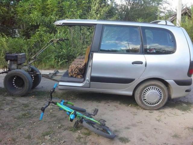 Illustration de l'article : The 30 craziest cars in the world!